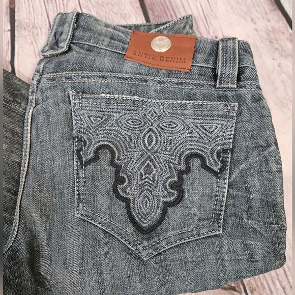 ANTIK Denim Bootcut Medium Wash Blue Jeans NWOT Size 27 - Picture 2 of 8